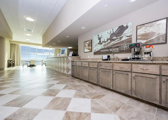 Phoenix Gulf Towers 1008 Apartment *