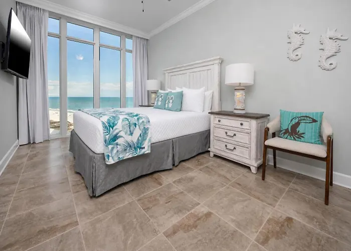 Phoenix Gulf Towers 1008 Apartment *